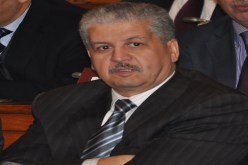 سلال‮ ‬يخضـع للضغـوطات‬