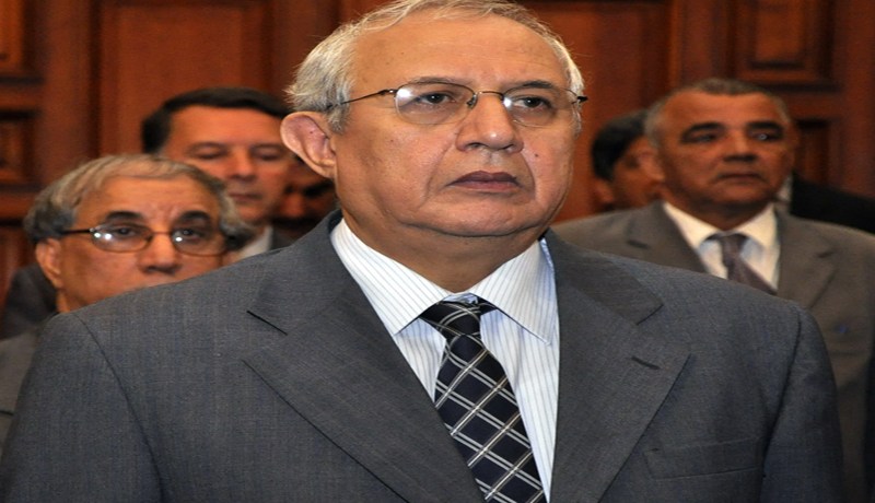 حتى الحقن‮ ‬يا معالي‮ ‬الوزير؟‮!
