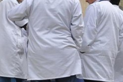 ‮ ‬إبادة كل الأسنان بسبب ضرس مسوّس‮!‬