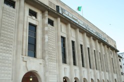 ‮ ‬المرحاض ممنوع في‮ ‬المجلس