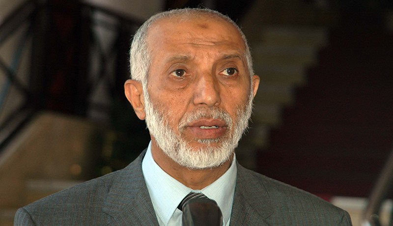 نجل بلخادم يستقيل من البرلمان
