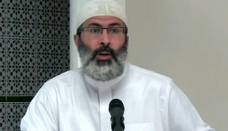 عويسـات‮ ‬يبارك القروض‮ ‬غير الربوية‮ ‬