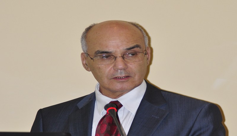 يوسفي يلجأ إلى النووي لإنتاج الكهرباء