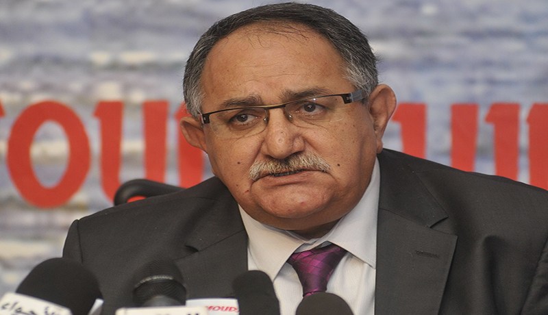 مع قاضي  الرسمي وليس الوعود