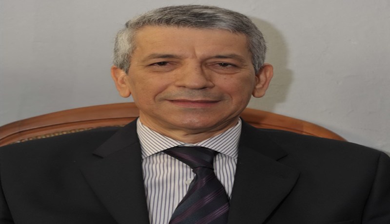 ‮ ‬الوزير‮ ‬يردّ‮ ‬ومديره لا‮ ‬يردّ‮  ‬