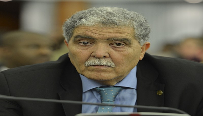 شرفي يدخل المقر الجديد