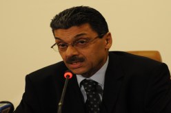 الضرائب تنتظر ترخيصا لمطاردة أصحاب‮ ''‬الشكارة‮'' ‬