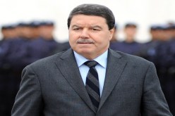 هامل‮ ''‬يتهلّى‮'' ‬في‮ ‬الجالية‮ ‬