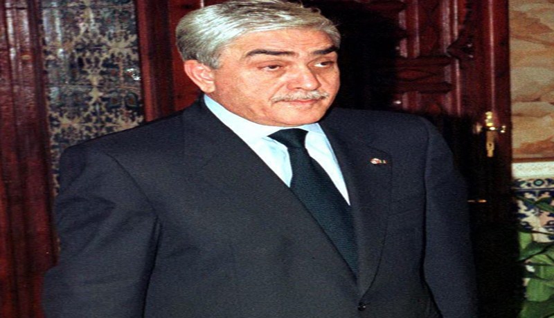 زروال‮ ‬يستقبل أبناء الشهداء