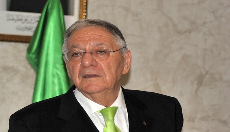 الأناقة مع وزير الصحة‮ ‬