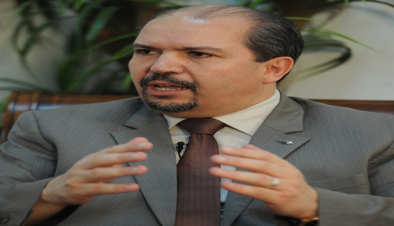 أئمة محمد عيسى غاضبون على قرار بن يونس