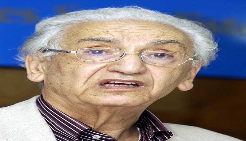 وجه آيت أحمد يقضي
