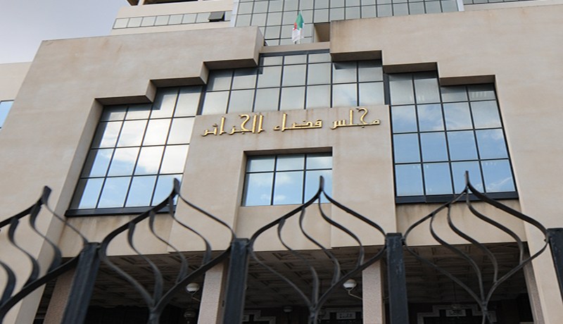 حرية التعبير  تتحول إلى تحذير من الخطوط الحمراء