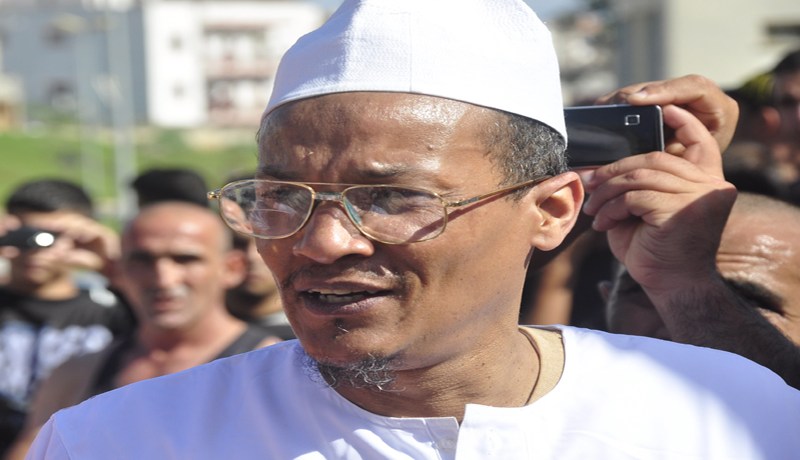 علي بن حاج يرفض ديمقراطية الفايسبوك