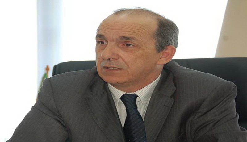 رئيسة مقاطعة القروض وظفت قانونيا