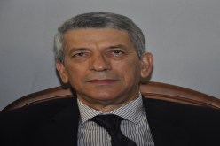 بابا أحمد يحنّ إلى الغة موليار