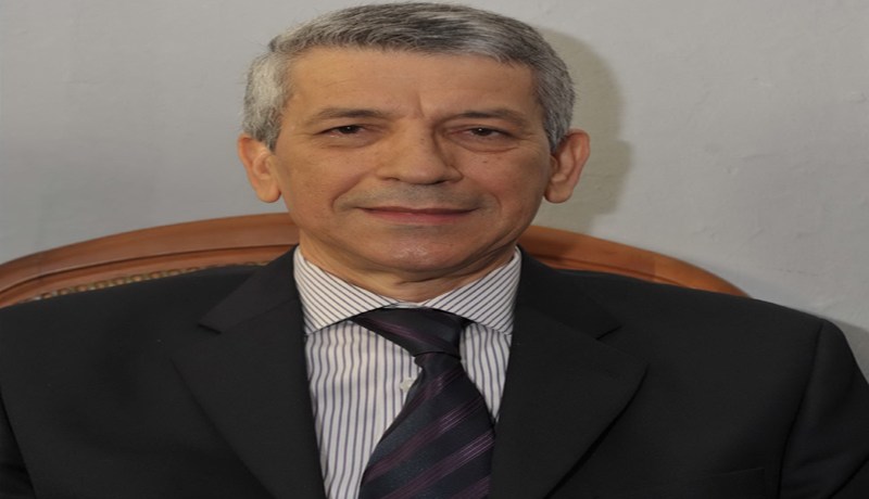 بابا أحمد يتفقد المقر الجديد لمدرسة الجزائر الدولية بباريس