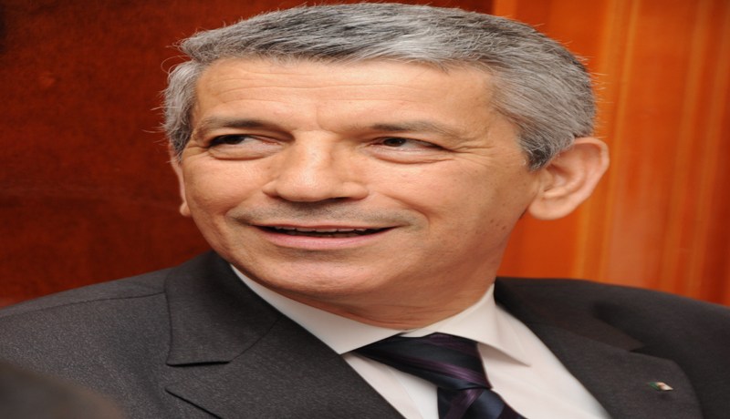 بابا احمد «سمْح» في العشاء!