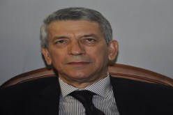 ‮ ‬سر‮ ‬غياب بابا احمد