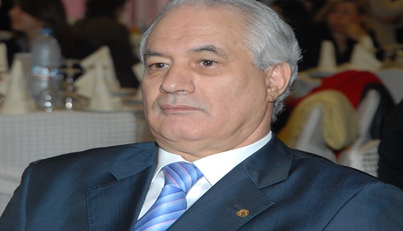 بلعيز يفتح باب التوظيف
