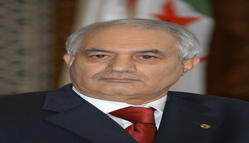 بلعيز يكوّن موظّفي الأرشيف البيومتري