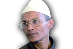 علي بن حاج يخرج للعيب