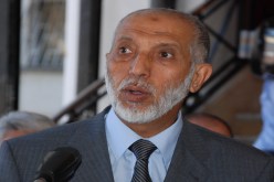 ‮ ‬عن أي‮ ‬شـيء سيتخلّى بلخادم؟