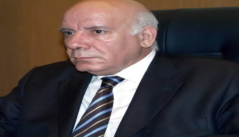 بن عيسى‮ ‬يحب الدجاج