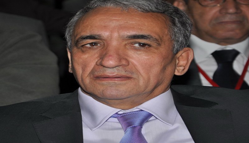 بوفنارة أَوْلى من العمال