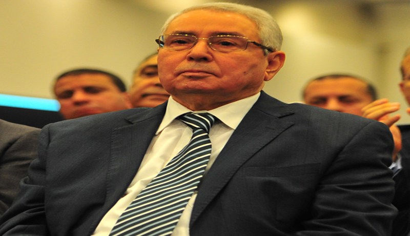 العمل عبادة والتعازي فيما بعد