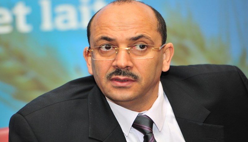 بن بادة ''يزيد الما للبحر''!