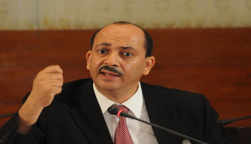 الأولوية للصحفيين قبل الحكومة