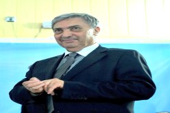 بـن فليس يستغفر ربـه