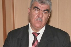 بن خلاف يمن على الطلبة