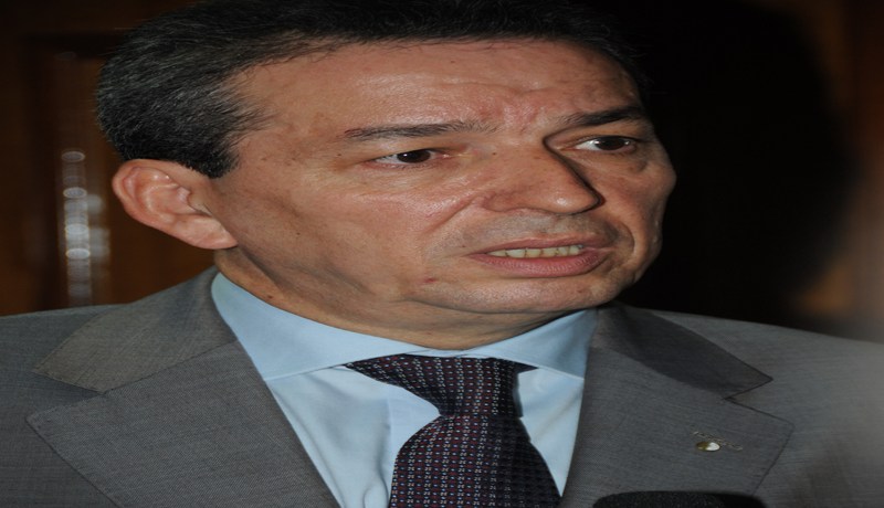 بن يونس لم ينس الجامعة الصيفية