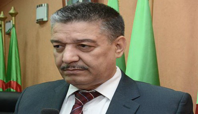 المستشفيات بلا دواء ..لأن المكلف بالصفقات في عطلة