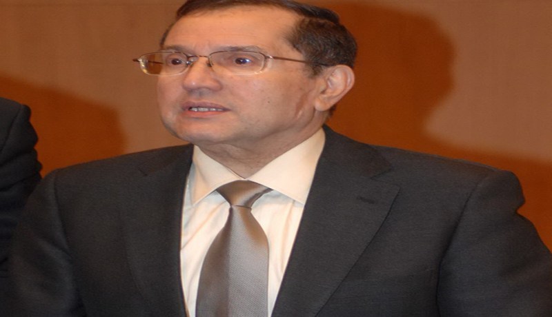 الجرس لإعلان نهاية أوقات العمل‮ ‬