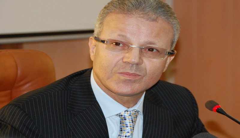 بن بوزيد وڤيدوم‮.. ‬اليد في‮ ‬اليد‮ ‬