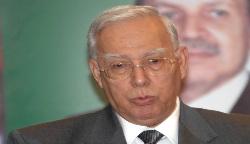 المتاجرة بالذكرى الخمسين لاسترجاع السيادة‮ ‬