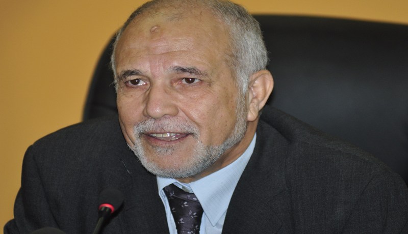 شرفي‮ ‬يلبّي‮ ‬مطالب نواب النعامة والبيض