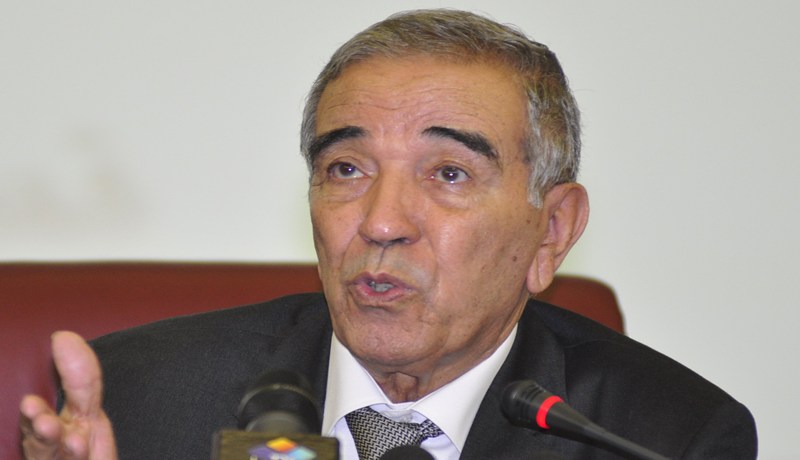 أول مناظرة بين مترشحي أحزاب