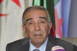 السّهر على تطبيق تعليمات الحكومة‮ ‬