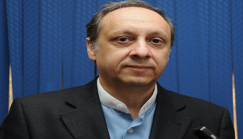 الفايسبوك لجمع التوقيعات