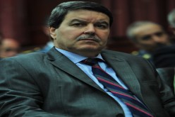 اللواء يخمّم على التلاميذ