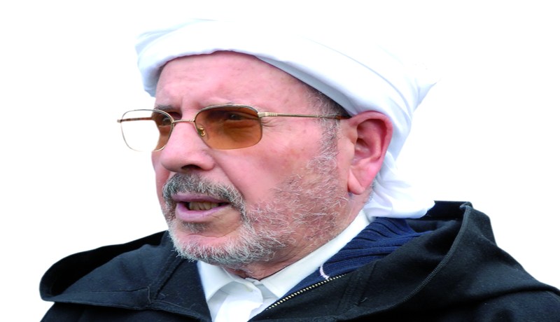 غلام الله يعيد بناء المسجد الذي هدّمه سعدي