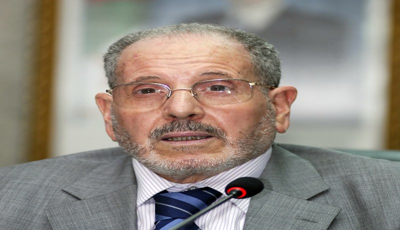 غلام اللّه ليس في‮ ‬حاجة إلى مفتي‮ ‬الجمهورية
