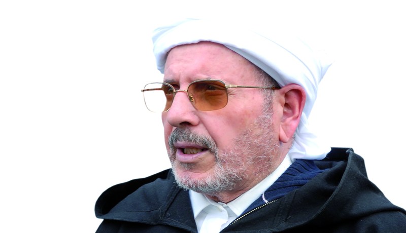 غلام الله مطلوب في البرلمان
