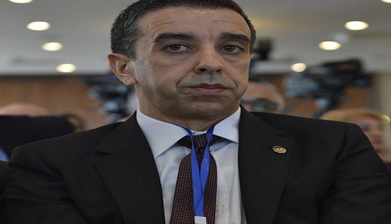 فتنة بين الحكومة والبرلمان  والسبّب حدّاد