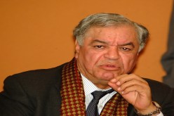 حجار‮ ''‬يخلّط‮'' ‬لبن‮ ‬يونس