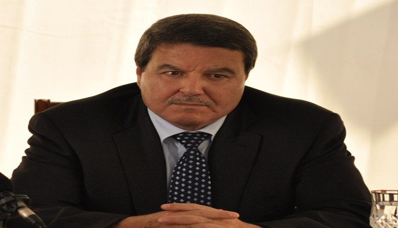 هامل يحتفل بذكرى 11 ديسمبر